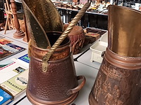 Lot 262 - koperen kolenemmer. 2 stuks - afbeelding 5 van  5