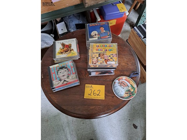 Lot 262 - lot cd's kindermuziek - afbeelding 1 van  1