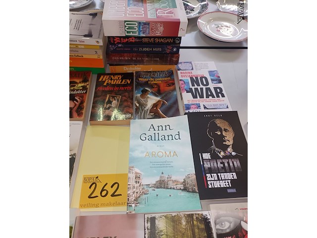 Lot 262 - romans en leesboeken. 33 stuks - afbeelding 3 van  4