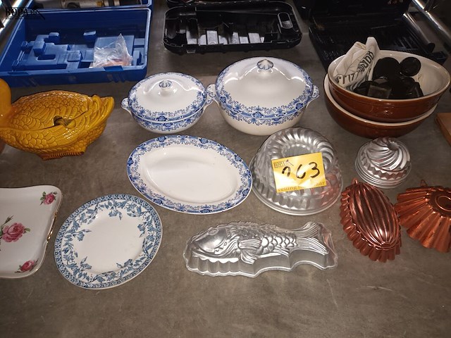 Lot 263 - brocante. 15 stuks - afbeelding 1 van  4
