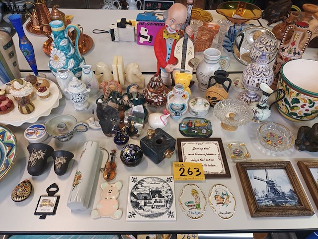 Lot 263 - decoratie. 50 stuks - afbeelding 1 van  10