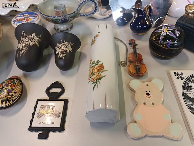 Lot 263 - decoratie. 50 stuks - afbeelding 8 van  10