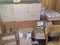 Lot 263 - houten rek - afbeelding 1 van  2