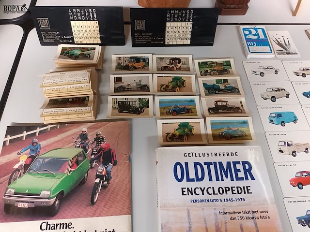 Lot 264 - automemorabilia boeken en prenten. 60 stuks - afbeelding 2 van  7