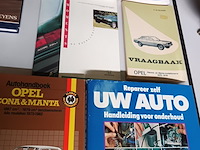 Lot 264 - automemorabilia boeken en prenten. 60 stuks - afbeelding 7 van  7