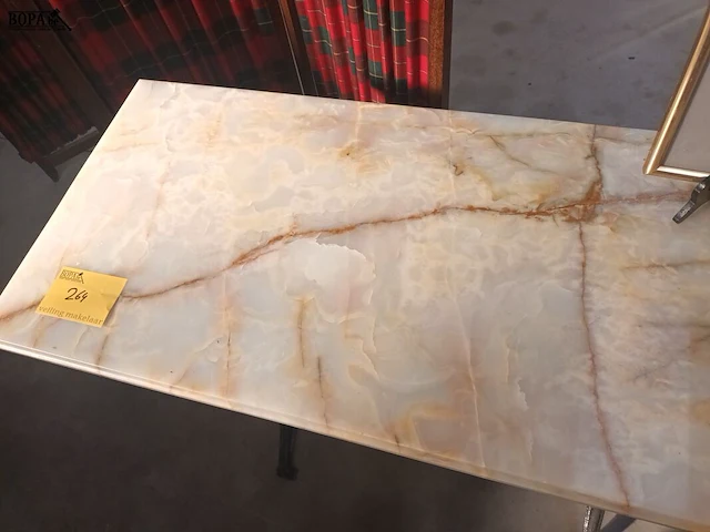Lot 264 - bistro tafel met onyx blad - afbeelding 4 van  4