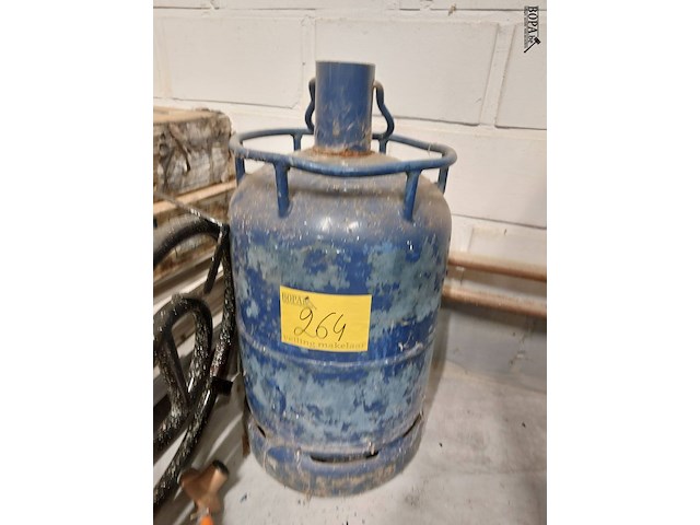 Lot 264 - gasbrander met gasfles - afbeelding 2 van  3