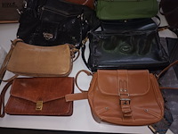 Lot 264 - handtassen, handschoenen en dassen. 35 stuks - afbeelding 5 van  6