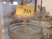 Lot 264 - koekjes schaal in glas en messing - afbeelding 1 van  4