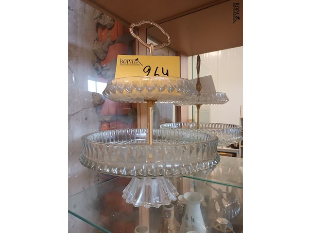 Lot 264 - koekjes schaal in glas en messing - afbeelding 2 van  4