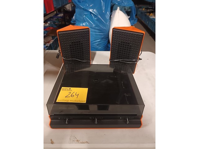 Lot 264 - retro platenspeler - afbeelding 1 van  6