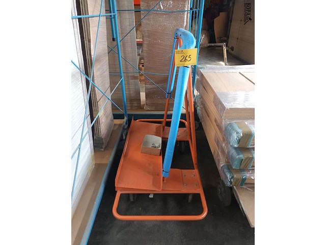 Lot 265 - transportkar voor panelen - afbeelding 2 van  3