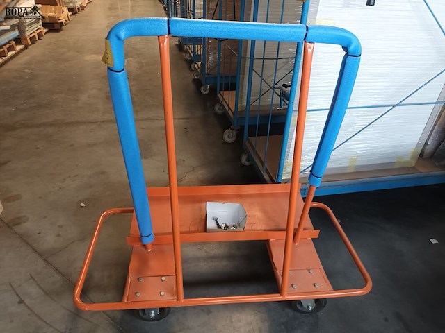 Lot 265 - transportkar voor panelen - afbeelding 3 van  3