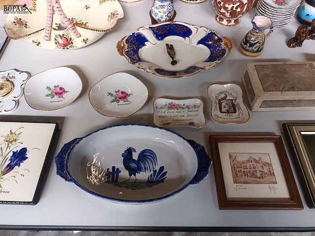 Lot 266 - beelden, vazen en decoratie. 45 stuks - afbeelding 6 van  7