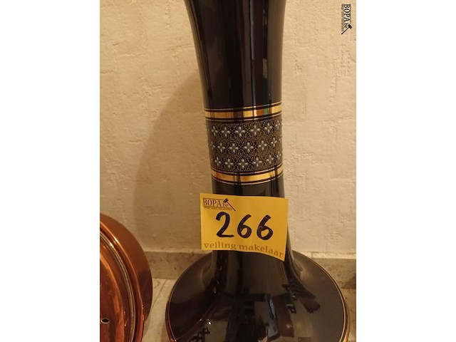 Lot 266 - grote vaas - afbeelding 2 van  4