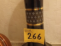 Lot 266 - grote vaas - afbeelding 2 van  4