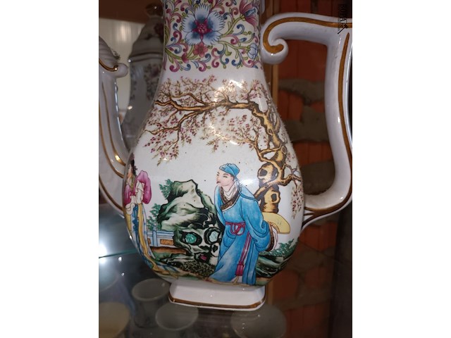 Lot 266 - oosterse kan. gestempeld - afbeelding 2 van  5