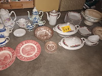 Lot 267 - brocante servies. 38 stuks - afbeelding 1 van  5