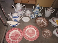 Lot 267 - brocante servies. 38 stuks - afbeelding 2 van  5