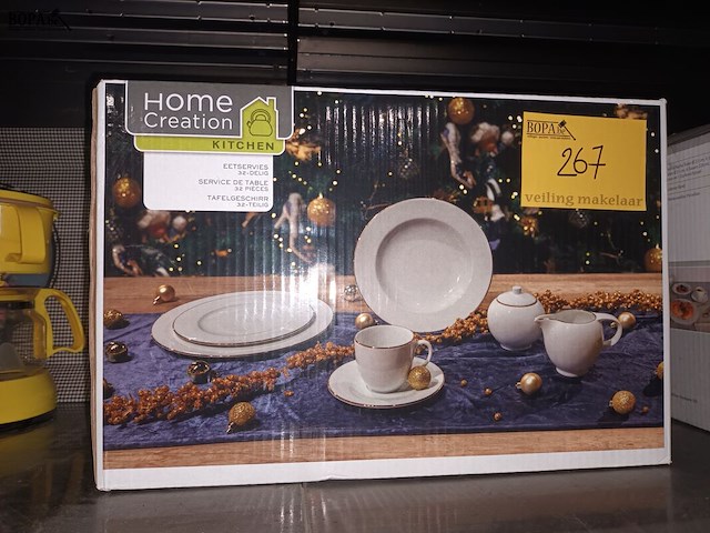 Lot 267 - eetservies - afbeelding 1 van  4