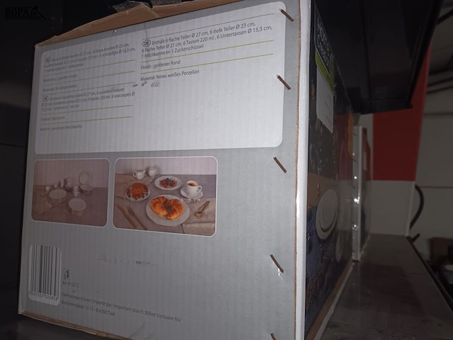 Lot 267 - eetservies - afbeelding 2 van  4