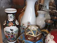 Lot 267 - oosterse vaasjes. 15 stuks - afbeelding 2 van  5