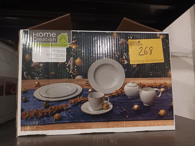 Lot 268 - eetservies - afbeelding 1 van  3