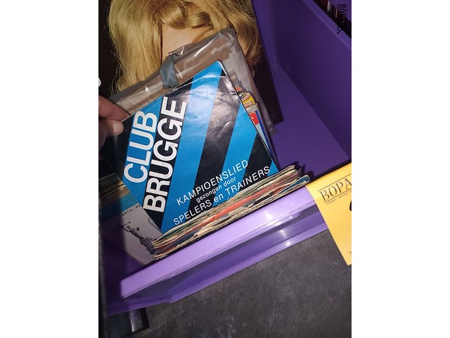 Lot 268 - lp’s en singels. 85 stuks - afbeelding 3 van  4