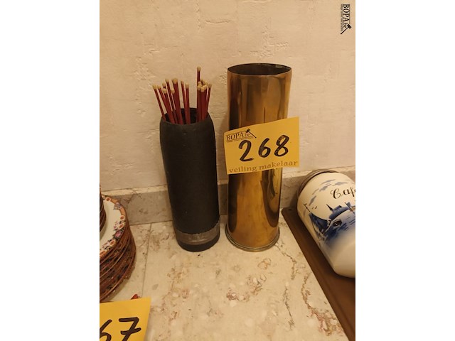 Lot 268 - obus - afbeelding 1 van  2