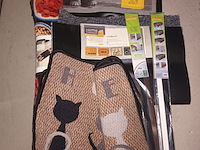 Lot 269 - deurmatten en deurborstels. 9 stuks