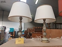 Lot 269 - koppel tafellampen met marmeren voet