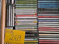 Lot 269 - lot cd's klassieke muziek en volksmuziek (o.a vivaldi) - afbeelding 2 van  2