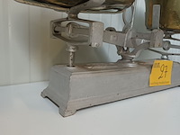 Lot 27 - antieke weegschaal - afbeelding 6 van  7