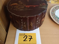 Lot 27 - chinees juwelenkistje - afbeelding 1 van  5