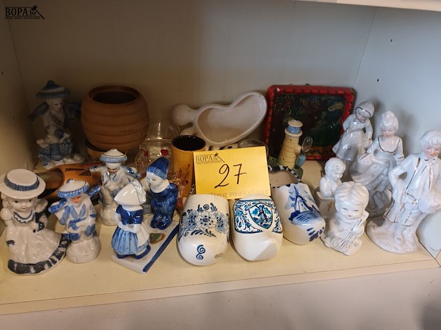 Lot 27 - deco. 22 stuks - afbeelding 1 van  4