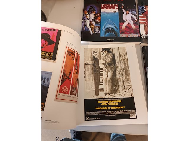 Lot 27 - film posters boeken. 4 stuks - afbeelding 8 van  11