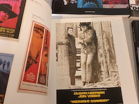 Lot 27 - film posters boeken. 4 stuks - afbeelding 8 van  11