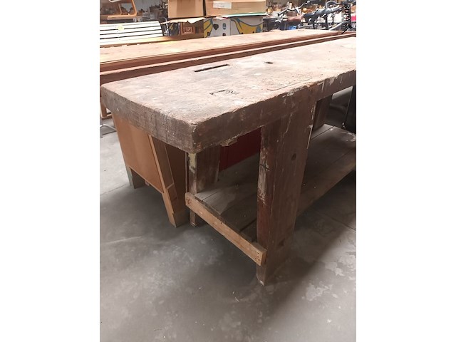 Lot 27 - houten werkbank - afbeelding 3 van  4