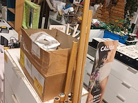 Lot 27 - kledingroedes. 15 stuks - afbeelding 2 van  3