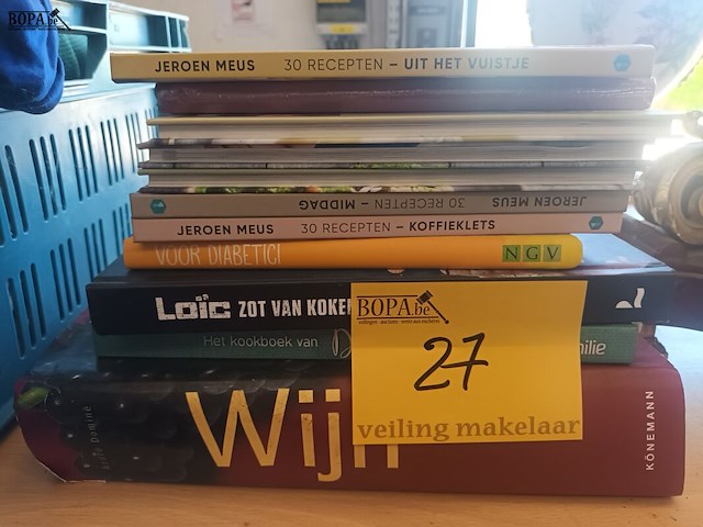 Lot 27 - kookboeken. 11 stuks - afbeelding 1 van  3