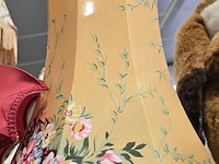 Lot 27 - lampekappen 4 stuks - afbeelding 2 van  5