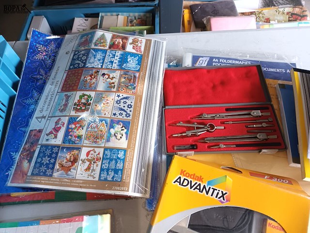 Lot 27 - lot kantoormateriaal - afbeelding 4 van  6