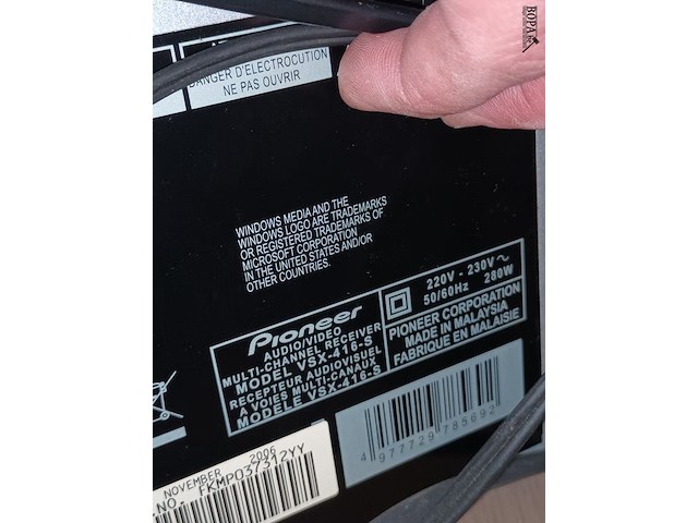 Lot 27 - pioneer cd player en audio/video player - afbeelding 7 van  7