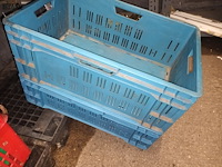 Lot 27 - pvc stapelbak. 2 stuks