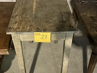 Lot 27 - rustieke houten tafel - afbeelding 2 van  3
