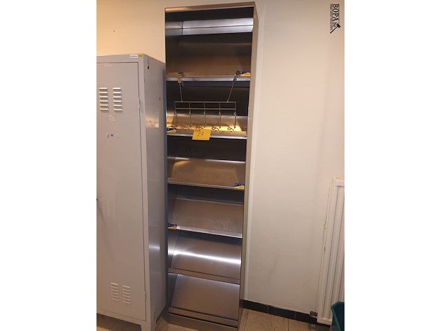 Lot 27 - rvs folderkast - afbeelding 1 van  3