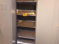 Lot 27 - rvs folderkast - afbeelding 1 van  3