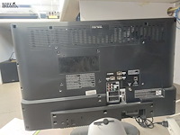 Lot 27 - tv panasonic tx-l32v10e - afbeelding 2 van  3