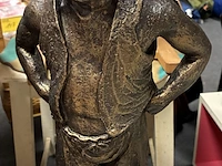 Lot 27 - vebronsd beeld staande jongen - get. geert kunen