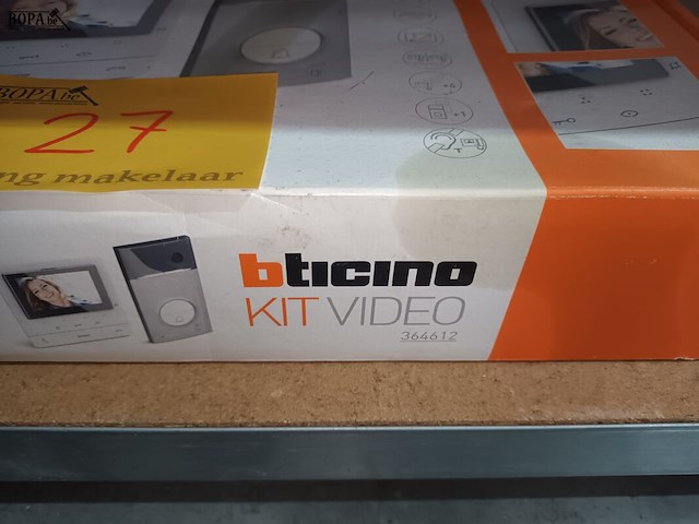 Lot 27 - video deurbel bticino - afbeelding 2 van  3